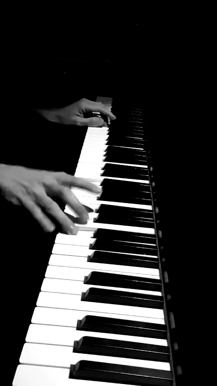 SERENATA AL PIANO: NOCHE DE&nbsp;BOLEROS